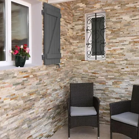 Couette-café Marguerite 3*