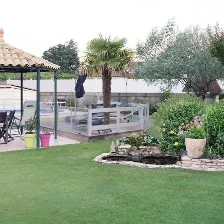 Couette-café Marguerite 3*